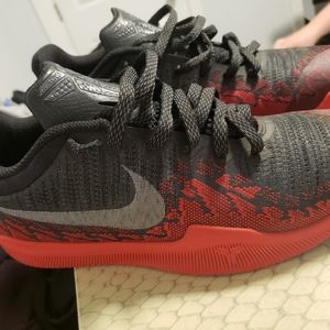Nike Mamba Rage size 9